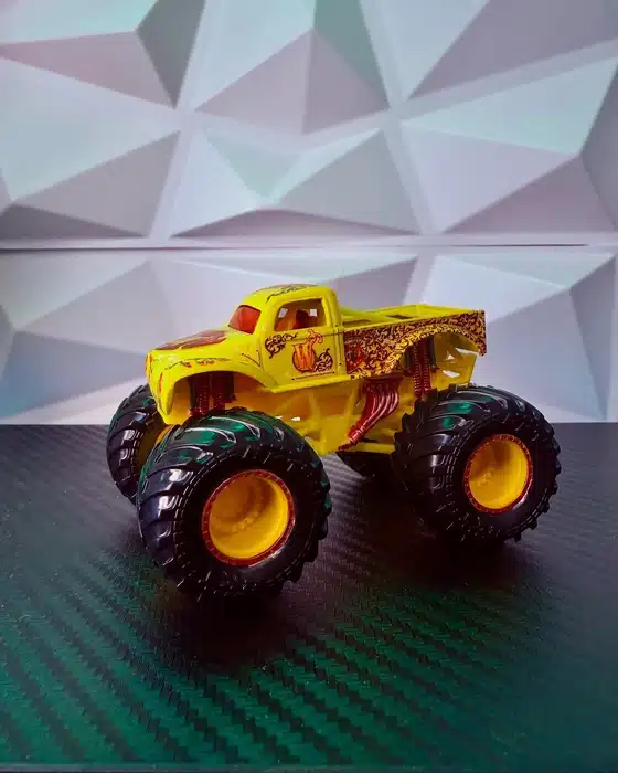 WORKBENCH / ONE-OFF BUILDS custom truck photo 15