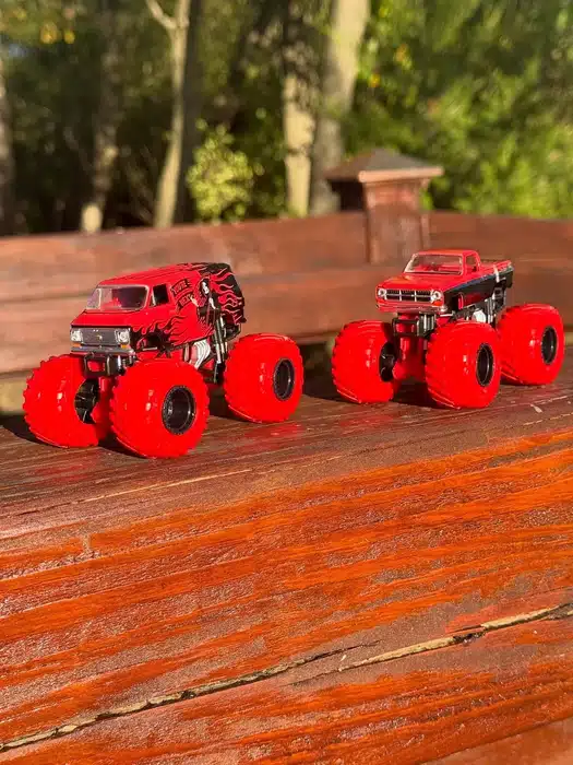 MONSTER TRUCK MADNESS COLLECTION custom truck photo 5
