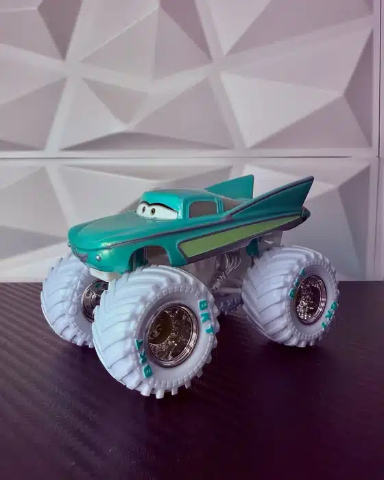 WORKBENCH / ONE-OFF BUILDS custom truck photo 8