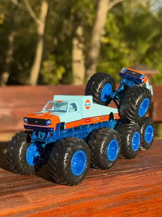 MONSTER TRUCK MADNESS COLLECTION custom truck photo 8